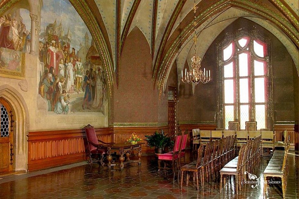 Замок драхенбург германия фото внутри и снаружи