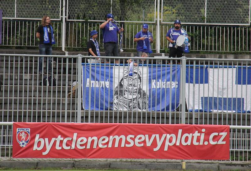 Ústečtí fotbalisté (modří) prohráli ve Frýdku-Místku 1:2.