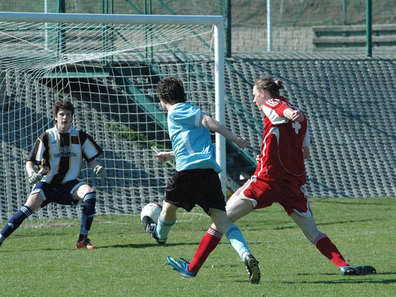 Fotbalisté Neštěmic podlehli Děčínu 0:2. 