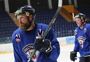 Hokejisti HC Ústí nad Labem vyjeli v pondělí na první letošní trénink na ledě.