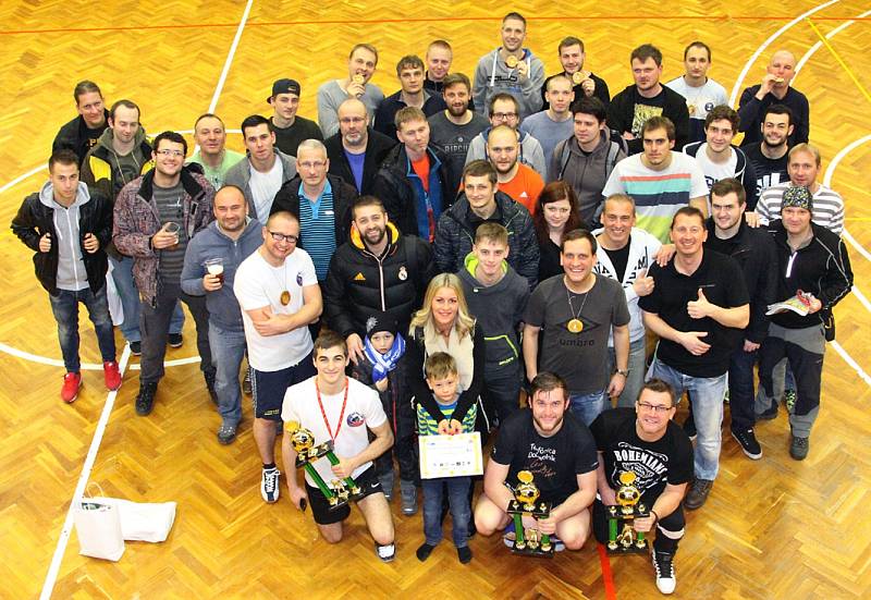 Vítězem 4. ročníku charitativního Lokomotif Cup se stal Tým Lukáše Konečného. Na dobročinné účely vybrali účastníci 44 tisíc Kč a 394 plyšáků. 