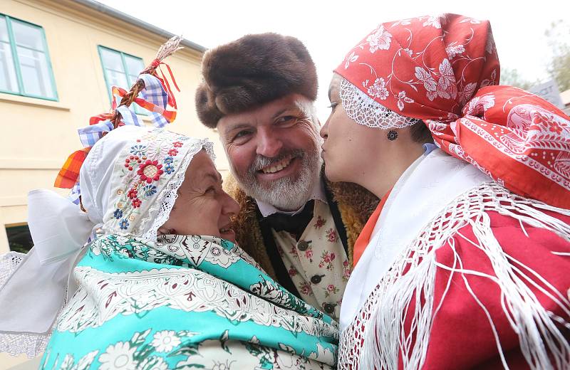 V sobotu a v neděli přišly stovky návštěvníků na tradiční Velikonoční jarmark v Zubrnicích.