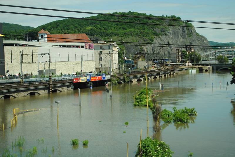 Voda v Ústí nad Labem, středa 5. června 2013.