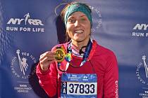 Zuzana Hofová, angličtinářka z Ústí, zlomila v New Yorku svůj rekord. 