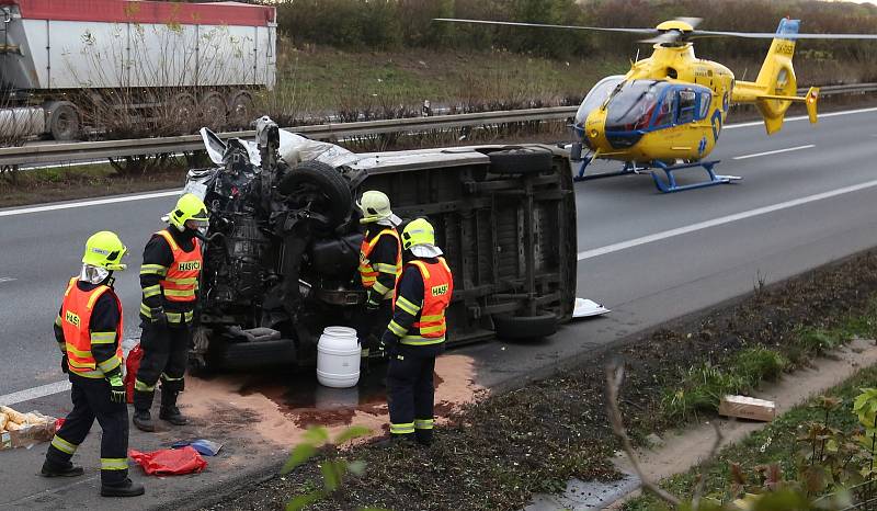 Jedním z nebezpečných míst na silnicích Ústeckého kraje je také úsek D8 na Litoměřicku nedaleko Siřejovic, ke karambolům tam dochází často. V žebříčku míst s nejvíce nehodami mu patří třetí příčka.