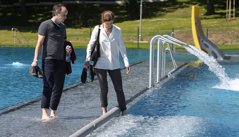 Otevření koupaliště na Klíši v Ústí nad Labem po celkové rekonstrukci