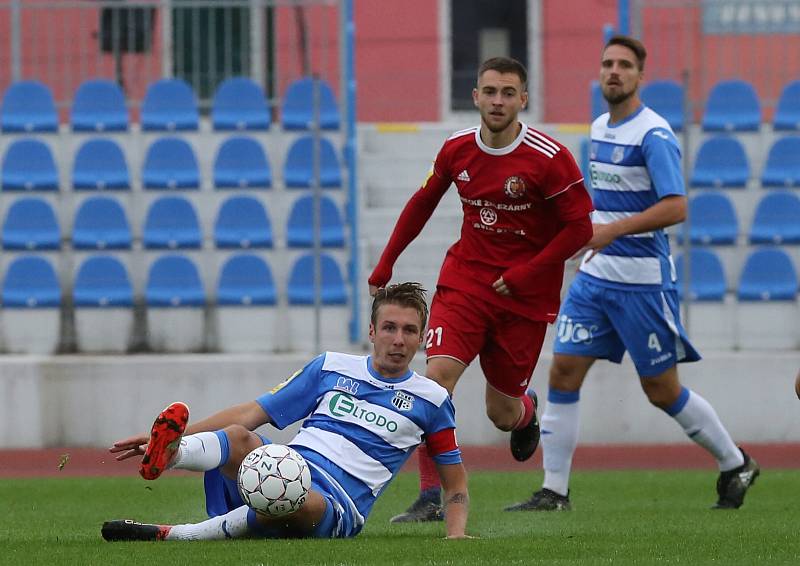 Zkrat, bída, trápení. Tak by se dalo shrnout páteční vystoupení fotbalistů Ústí.