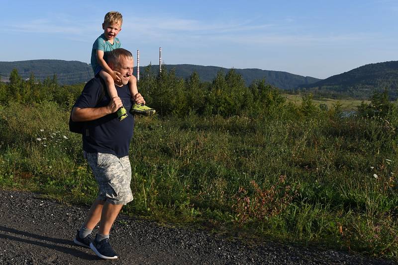 Ve středu 8. září se nadšení běžci různých věkových kategorií objevili u Milady, nálada byla skvělá, počasí fantastické, vítězové objímali poražené. T - Mobile Olympijský běh 2021 se v Ústí nad Labem povedl.