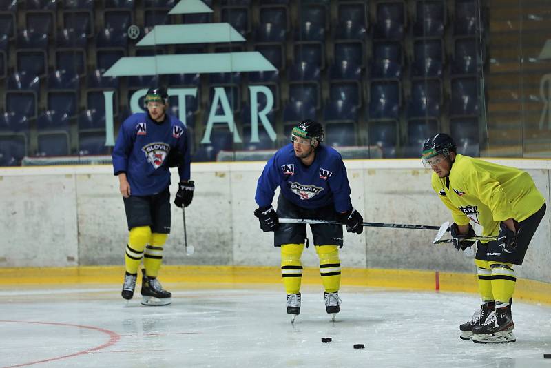 HC Slovan Ústí nad Labem, letní příprava 2022, první trénink na ledě