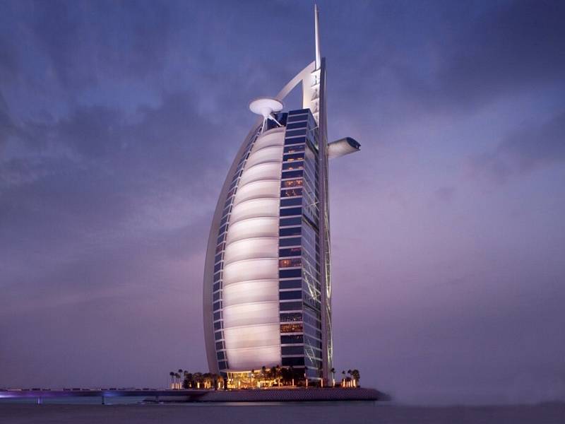 Burj Al Arab, Dubaj, Spojené arabské emiráty – 322 m.