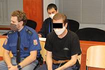 Obžalovaný z pokusu o vraždu v Lounech u soudu v Ústí nad Labem