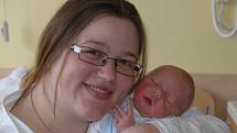 Alena Bérová, porodila v ústecké porodnici dne 5. 5. 2012 (2.20) syna Adama (52 cm, 3,42 kg). 