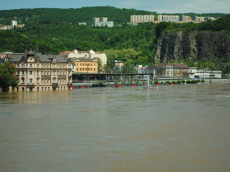 Voda v Ústí nad Labem, středa 5. června 2013.