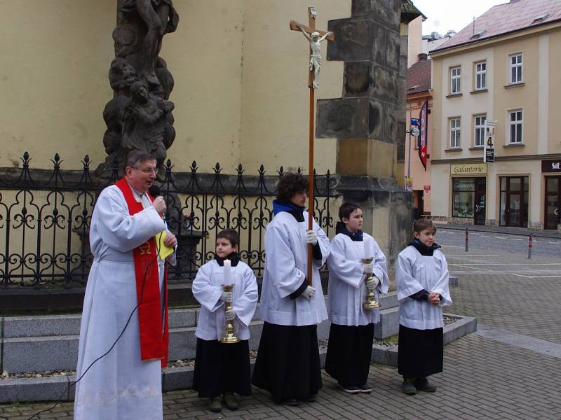 Velikonoce začaly cestou poutníků na Mariánku.