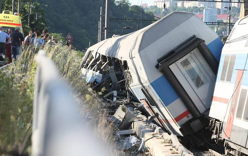 Ve Vaňově vykolejil osobní vlak CityElefant.