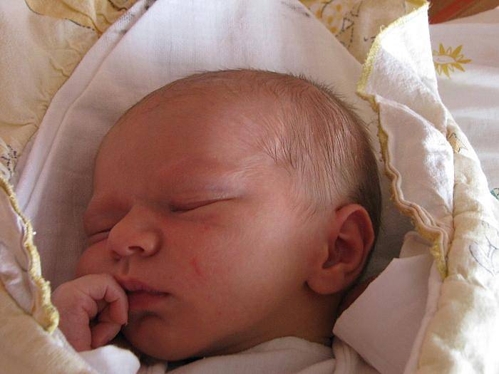 Kateřina Psotová porodila v ústecké porodnici dne 26. 9. 2009 (3.15) syna Lukáše (49 cm, 3,28 kg).