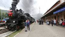 Zvláštní parní vlak svezl dětské onkologické pacienty z Ústí nad Labem do Zubrnic a zpět.