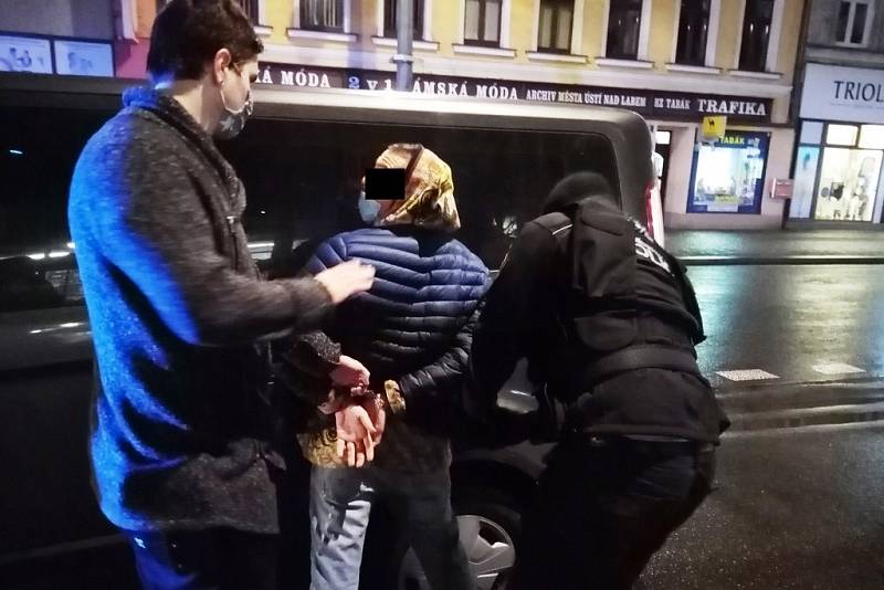 Zadržení dvou cizinců v Ústí nad Labem