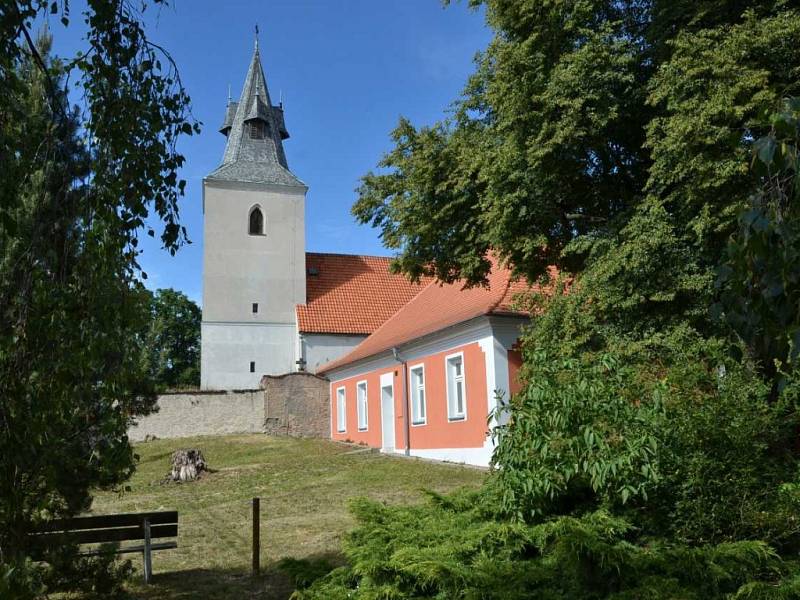 Kostel svatého Václava v Roudníkách.