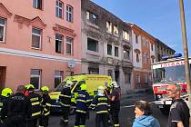 V Řeháčkově ulici v Předlicích se zřítily v jednom z domů stropy.