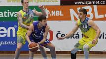 Basketbalové utkání mezi Ústím nad Labem a Helios Suns Domžale.