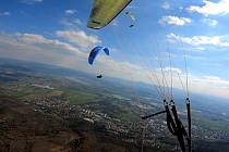 Sezóna paraglidingu je zahájená prvními termickými dny