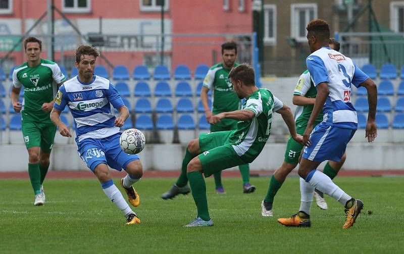 Fotbalový zápas Ústí nad Labem a Vlašim.