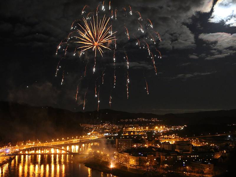 Novoroční ohňostroj v Ústí nad Labem