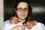 Petra Thielová , porodila v ústecké porodnici dne  19. 2. 2011 (12.21) syna Karla (45 cm, 2,48 kg) a (12.22) dceru Amálii  (46 cm, 2,35 kg).