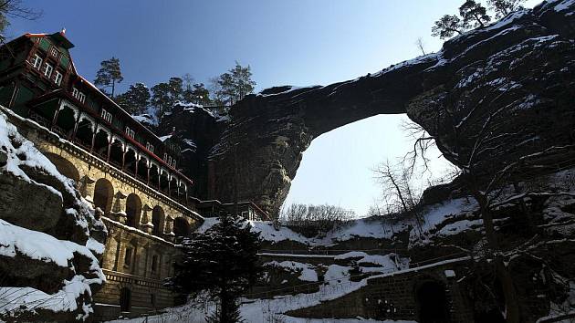 Pravčická brána je vyhledávaným místem turistů. 