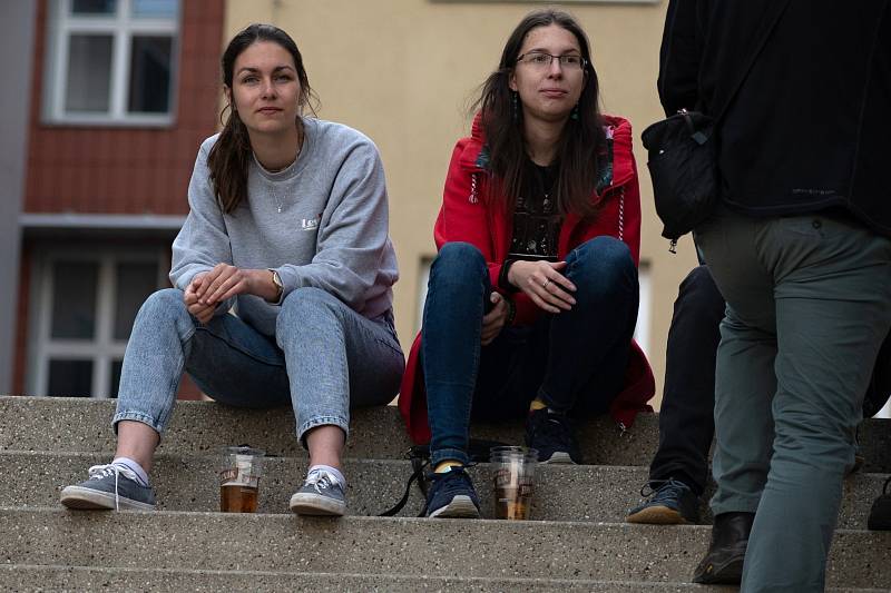 Páteční odpoledne na Univerzitním festivalu UJEP v kampusu v Ústí nad Labem