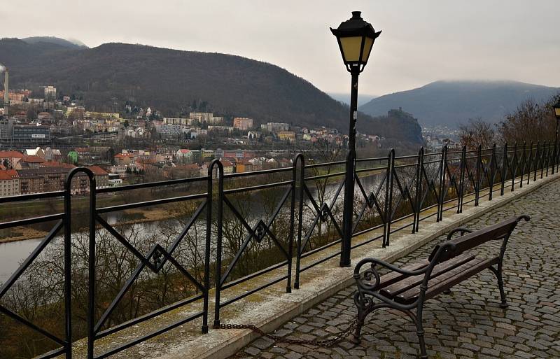 Nejen slečny z Prahy chválily naše kopečky a zámeček Větruše.