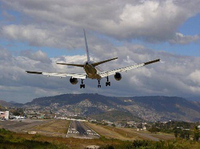 Letiště TONCONTIN, Tegucigalpa, Honduras