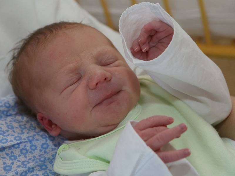 Prvním miminkem narozeným v roce 2017 v Ústeckém kraji je Josef Thieme z Ústí.