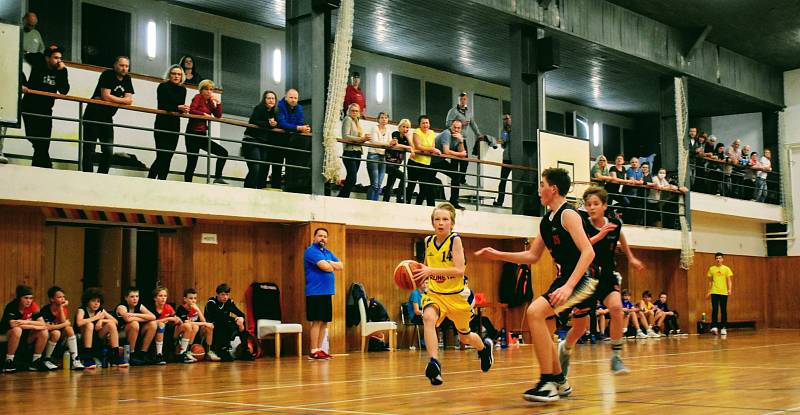 Basketbalisté Slunety Ústí nad Labem v kategorii U14 ve středu porazili Tygry Praha 78:45.