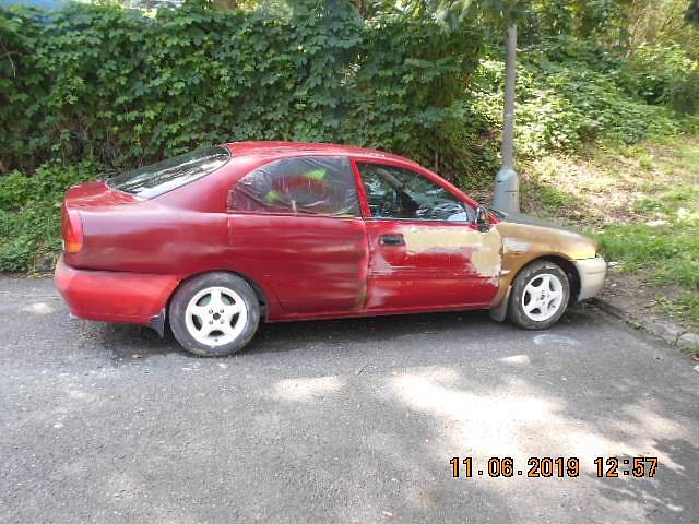 Mitsubishi bez RZ ul. Kamenná - dolní parkoviště Střekov autovrak 13.6.2019