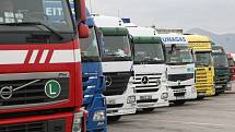 Odpočívadel pro kamiony je v Česku zoufale málo.