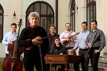 Ve čtvrtek se v ústeckém Kulturním domě dočkali milovníci dobré muziky hudebního dárku od moravské folklorní skupiny Hradišťan.