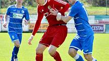 Fotbalisté Ústí (modří) prohráli v Třinci 0:2.