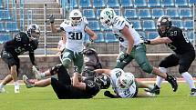 Paddock liga 2019. Ústečtí Blades (černé dresy) přehráli při prvním utkání na městském stadionu Alligators Brno (bílo-zelené dresy) 30:0.