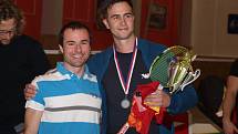 O tom, že badminton není jen plážový sport, přesvědčili diváky neregistrovaní hráči, kteří se v Krásném Březně o víkendu utkali o titul mistra republiky.