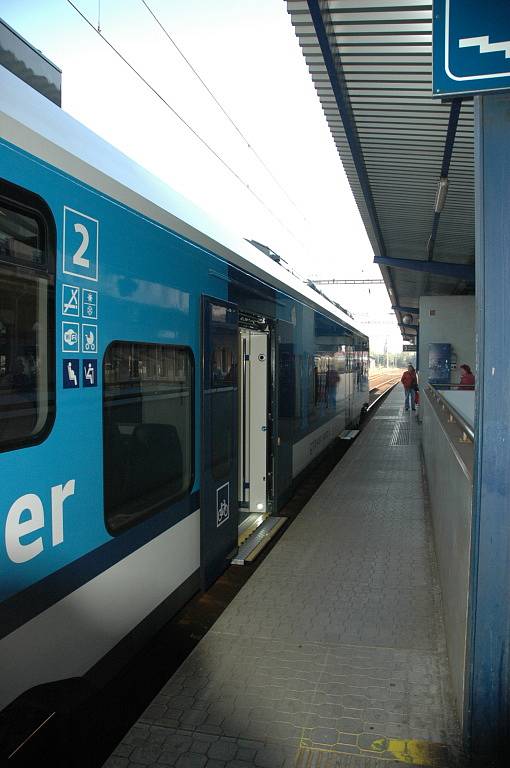 České dráhy pokřtily vlakové soupravy RegioPanter a RegioShark.