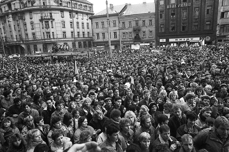 Listopad 1989 v Ústí nad Labem, generální stávka.