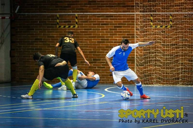 FC NY Tiradores Ústí n. L. - FC Rapid Ústí n. L. B, futsal krajský přebor 2021/2022.