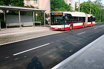 Mezní ulicí v Ústí nad Labem už zase jezdí trolejbusy