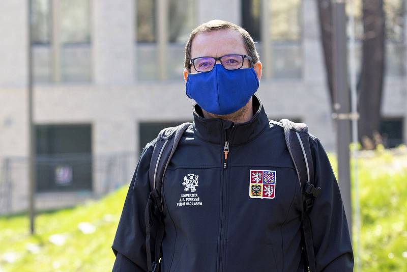 Rektor UJEP Martin Balej je potěšený aktivitou studentů i pedagogů.