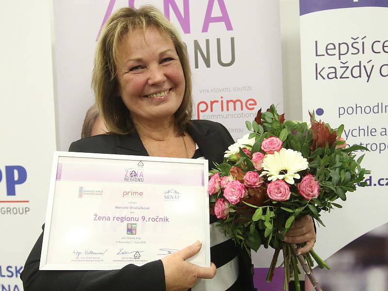 Ženou regionu za Ústecký kraj se stala ředitelka charity Jiřetín pod Jedlovou Marcela Dvořáčková.