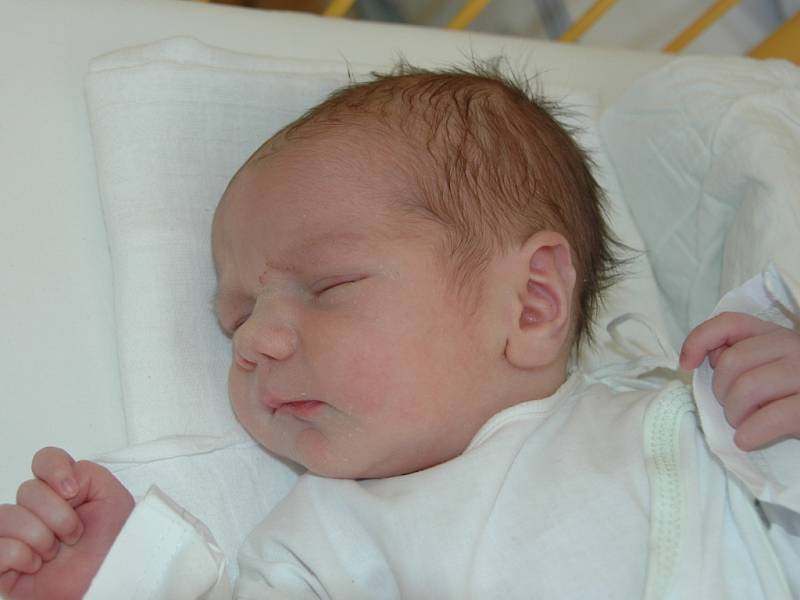 Miroslava Vojáčková, porodila v ústecké porodnici dne  26. 3. 2012 (2.26) syna Jaroslava (50 cm, 3,3 kg).