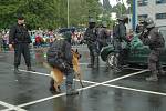 Den s policií u zimního stadionu.