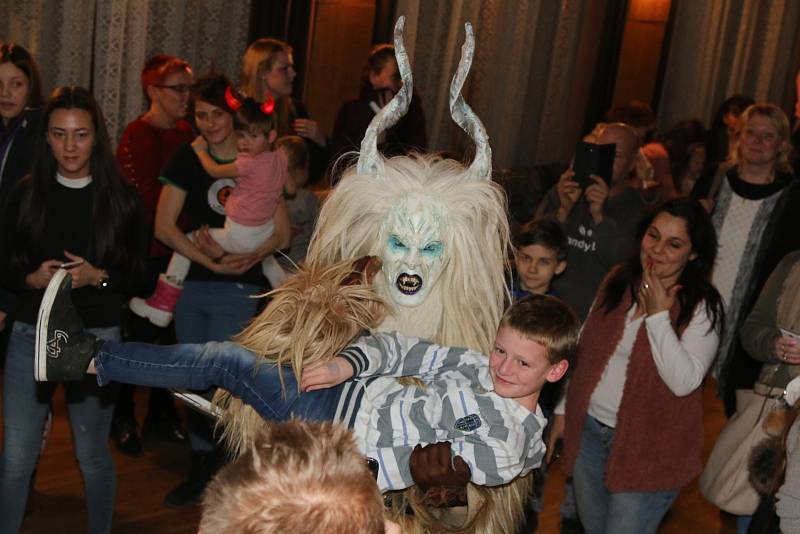 Krampusáci v Ústí nad Labem.